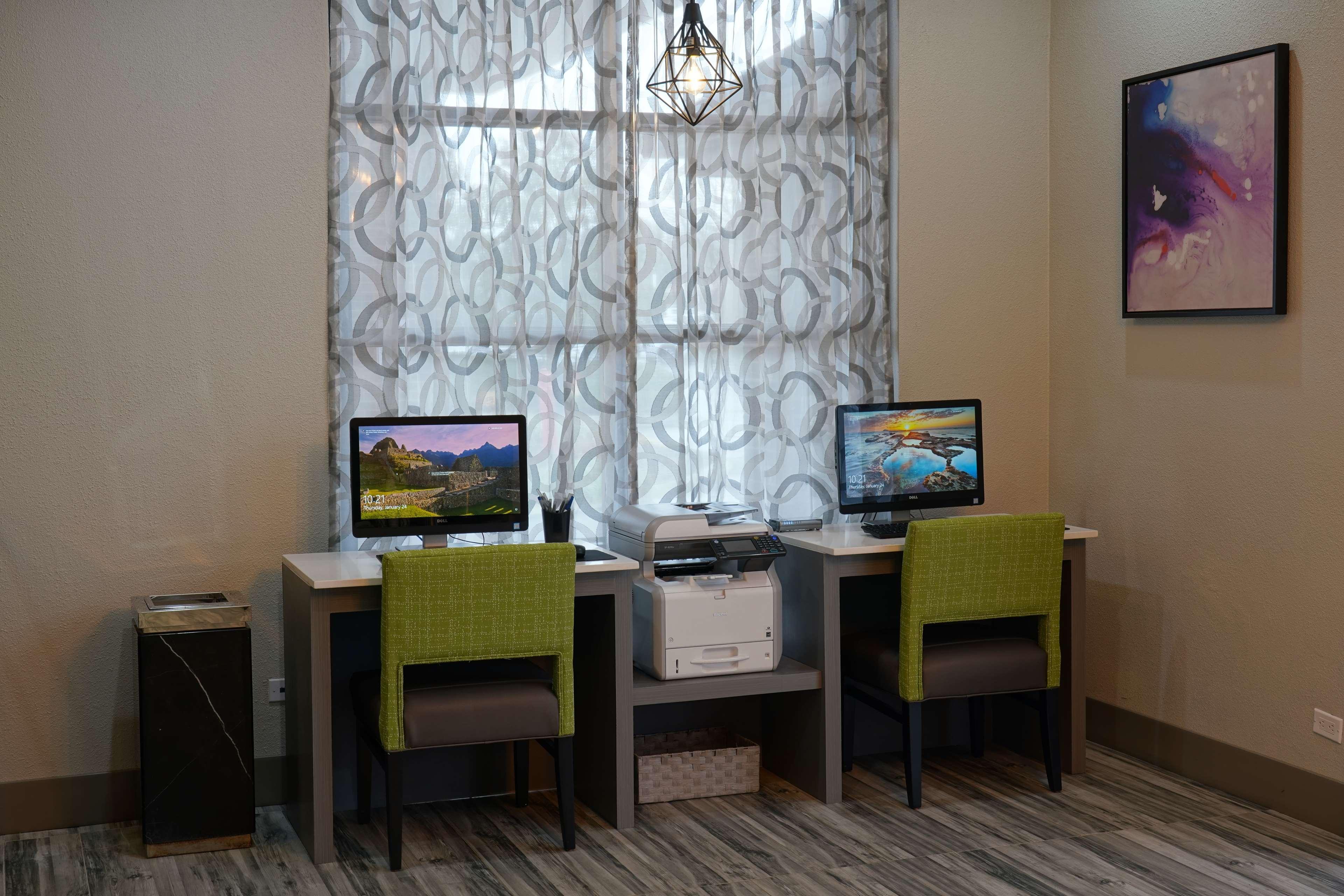 Best Western Plus Morristown Conference Center Екстер'єр фото