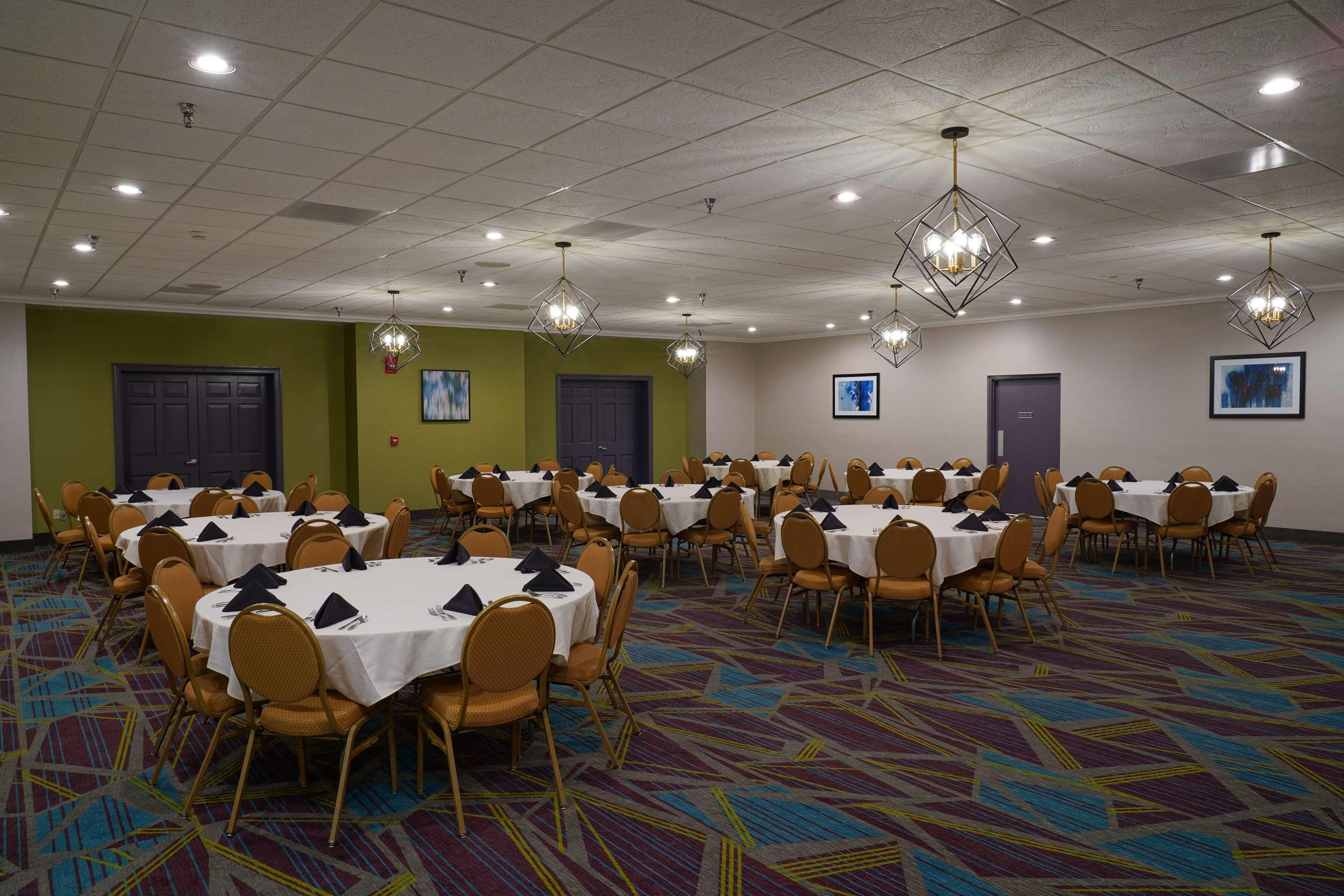 Best Western Plus Morristown Conference Center Екстер'єр фото