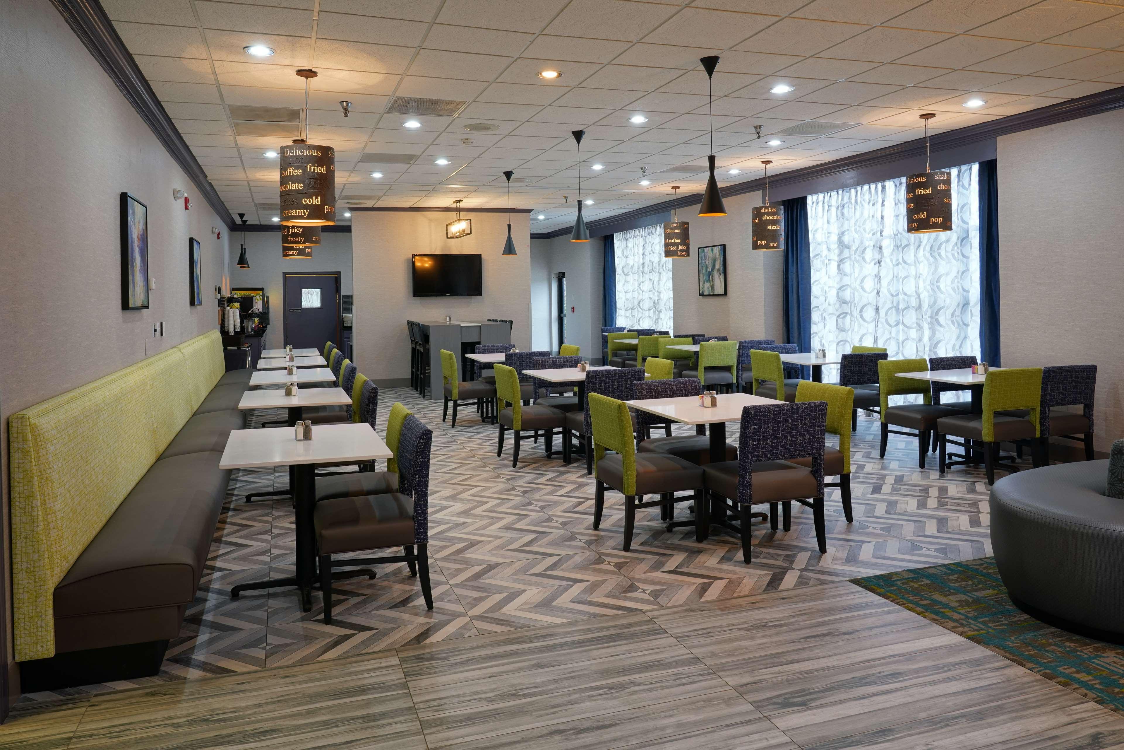 Best Western Plus Morristown Conference Center Екстер'єр фото