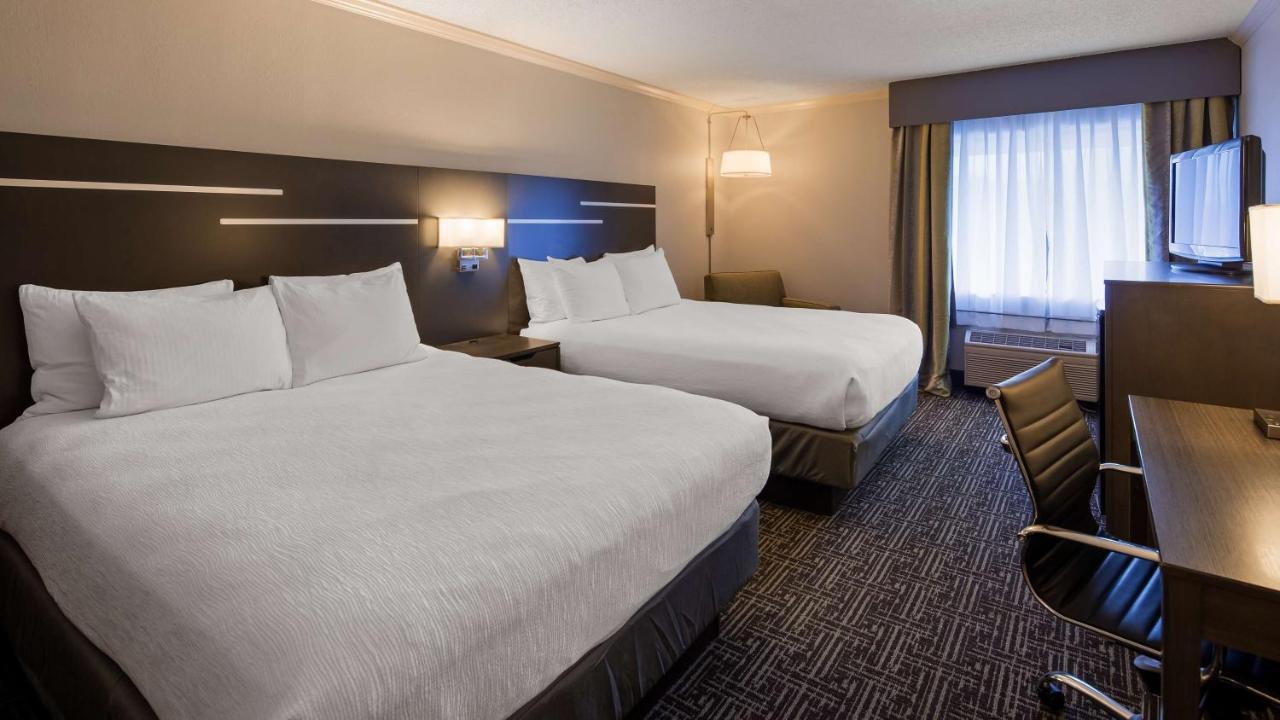 Best Western Plus Morristown Conference Center Екстер'єр фото